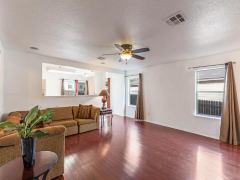 141 Beech Drive Kyle TX 78640