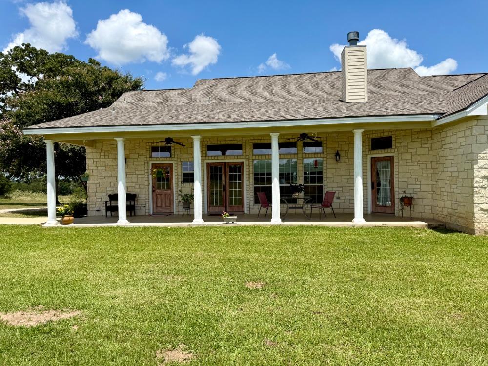 1611 W Fm 696 Lexington TX 78947