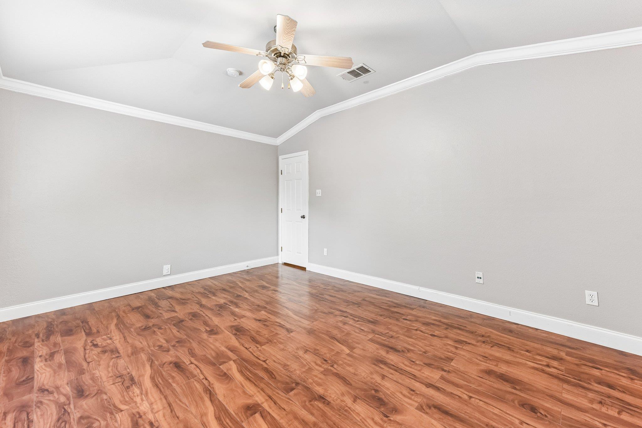 1409 Kendalia Street Austin TX 78748