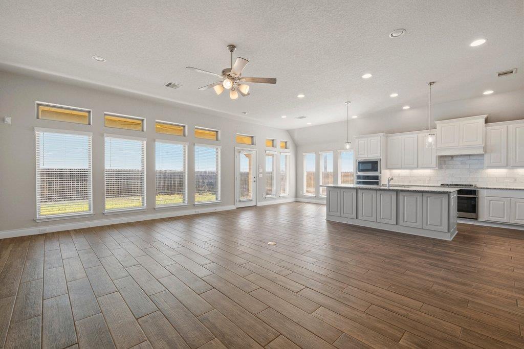 3105 High Meadow Street Seguin TX 78155