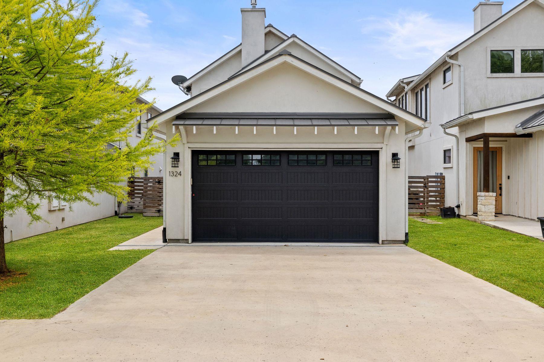 1324 Euel Moore Drive Kingsland TX 78639