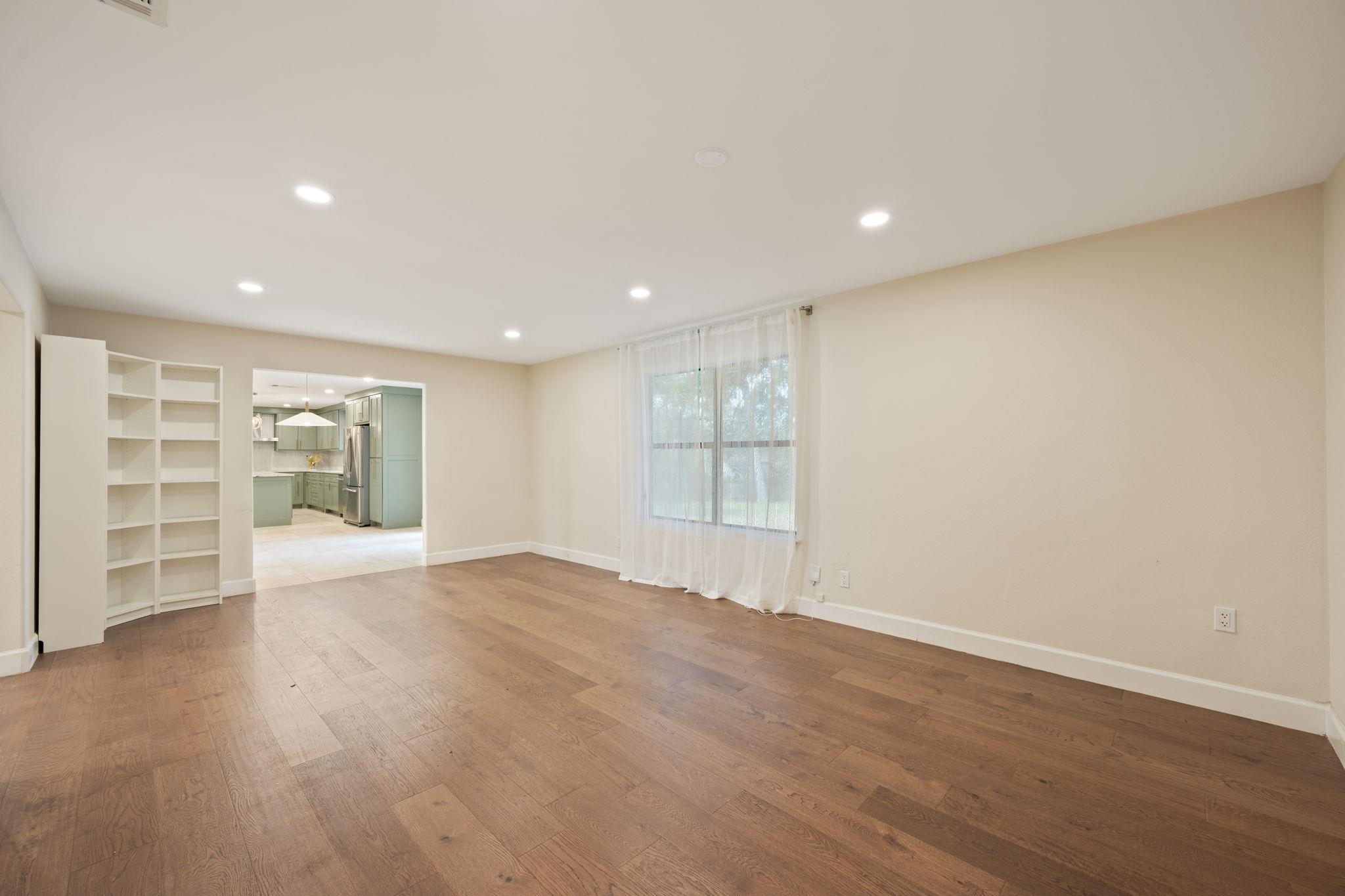 210 Waxwing Drive Buda TX 78610