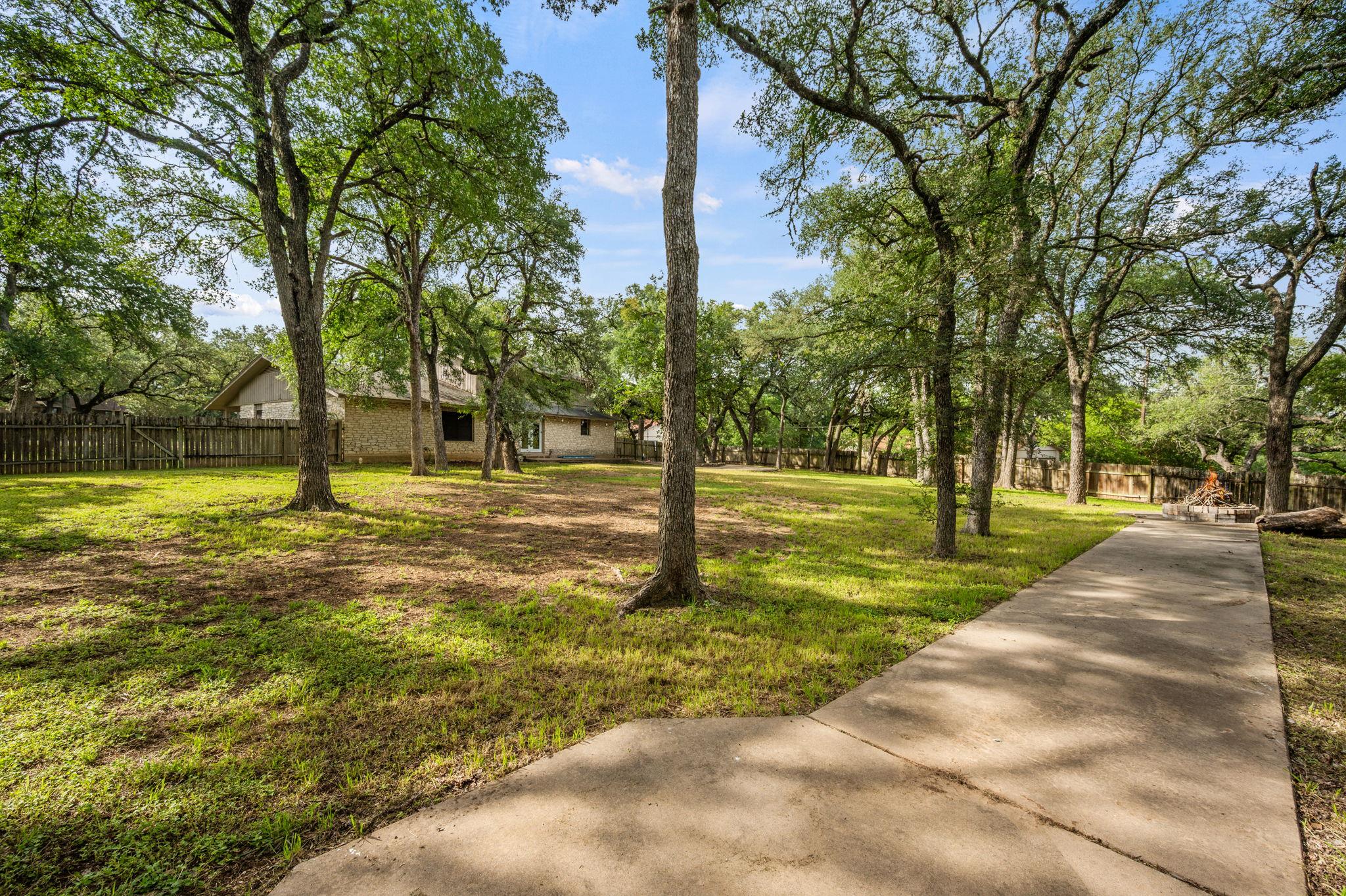 210 Waxwing Drive Buda TX 78610