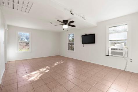 2058 Montell Road Wimberley TX 78676