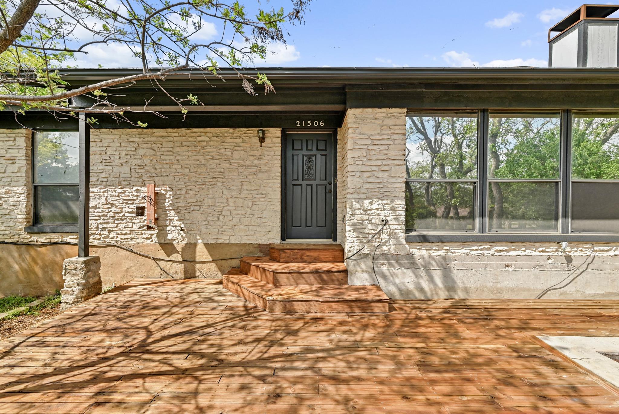 21506 Horseshoe Loop Lago Vista TX 78645