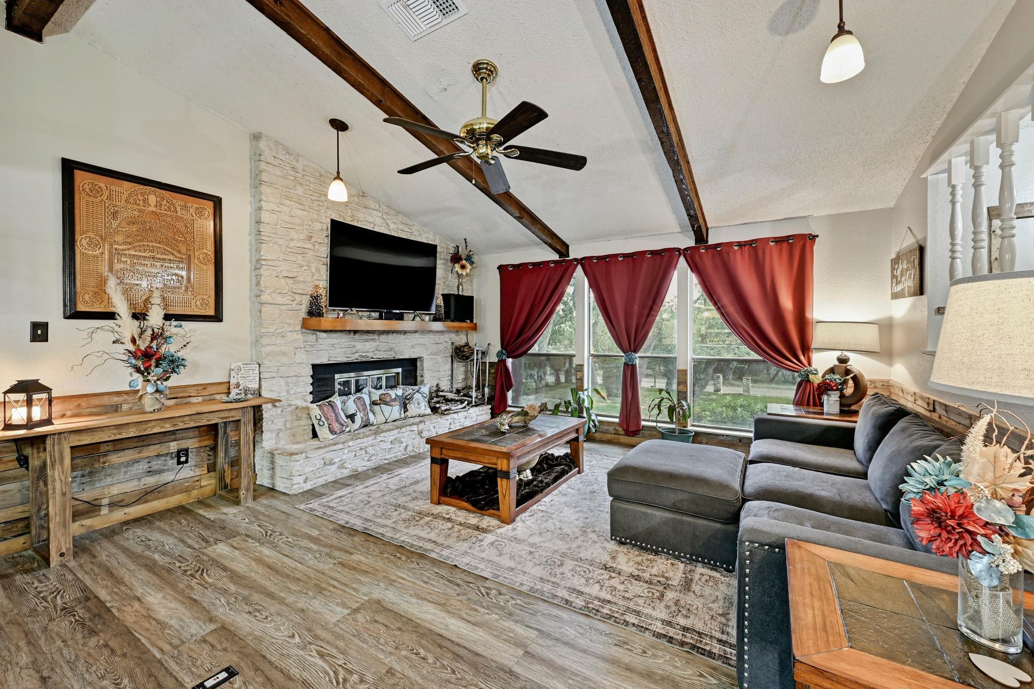21506 Horseshoe Loop Lago Vista TX 78645