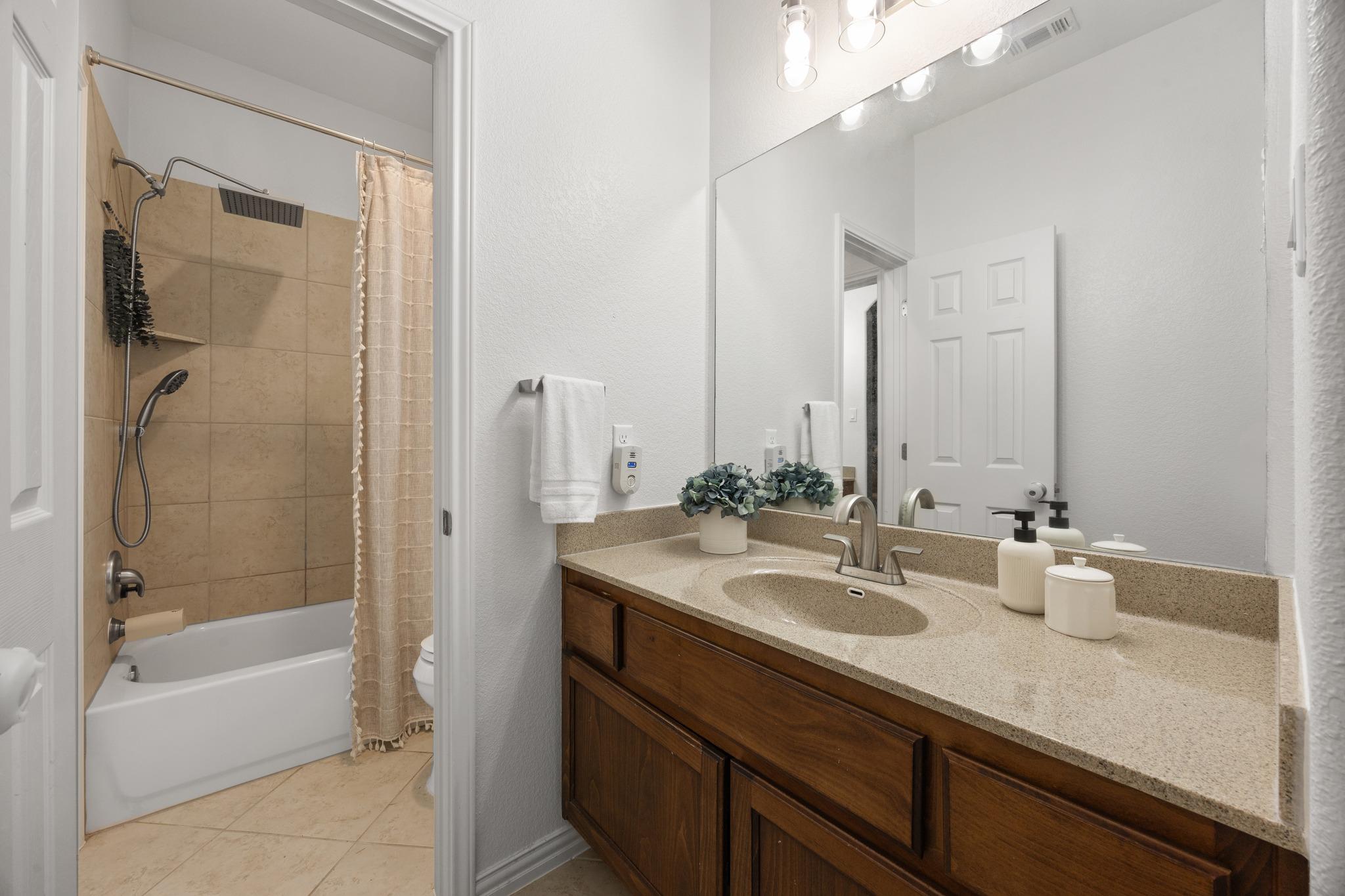 371 Stoney Point Road Austin TX 78737