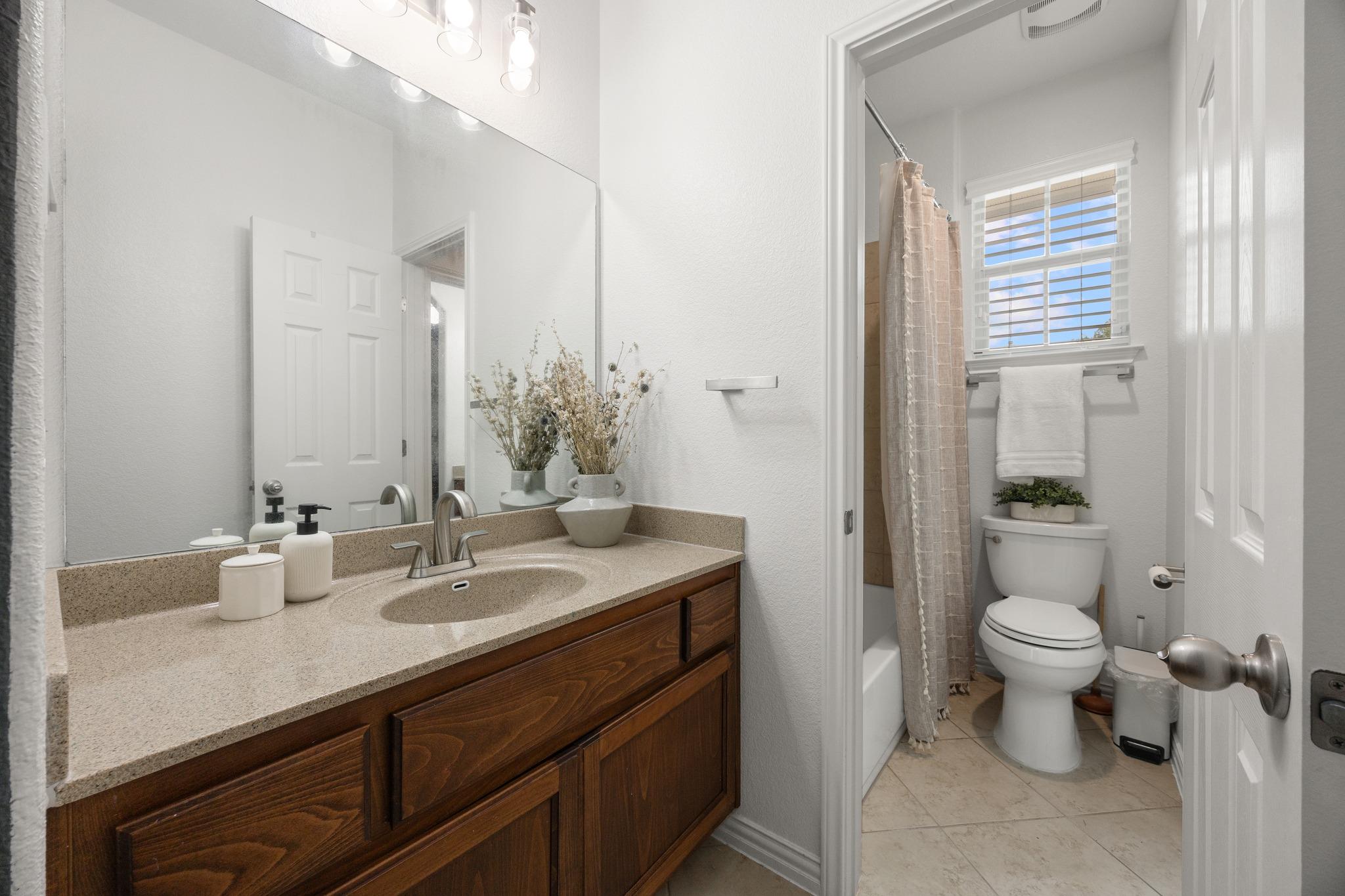 371 Stoney Point Road Austin TX 78737