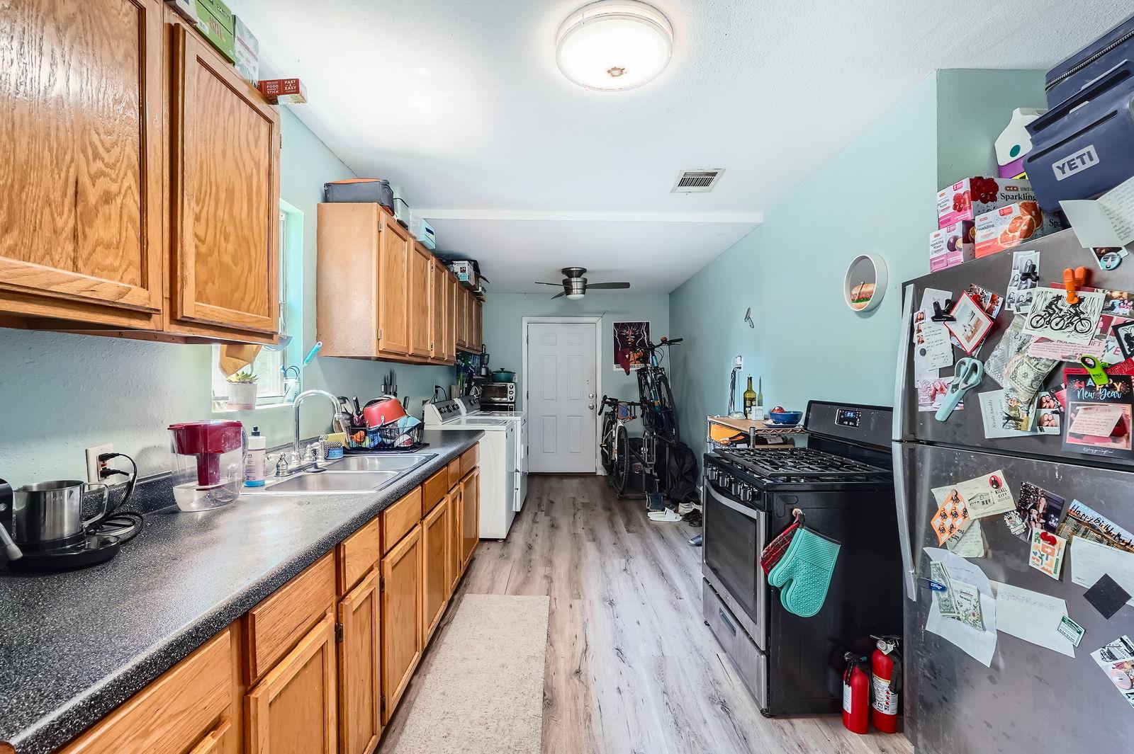 5605 Tura Lane Austin TX 78721