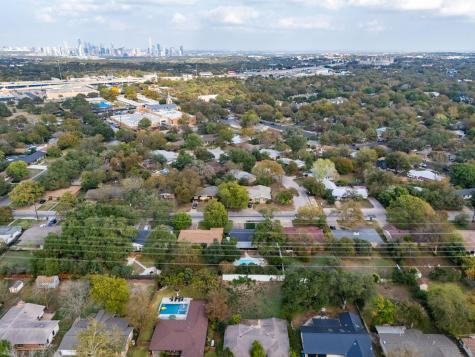 4710 Frontier Trail Austin TX 78745