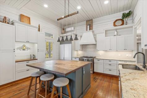 709 Hill Street Bastrop TX 78602