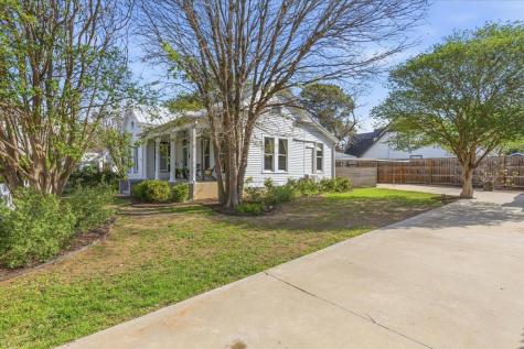 709 Hill Street Bastrop TX 78602
