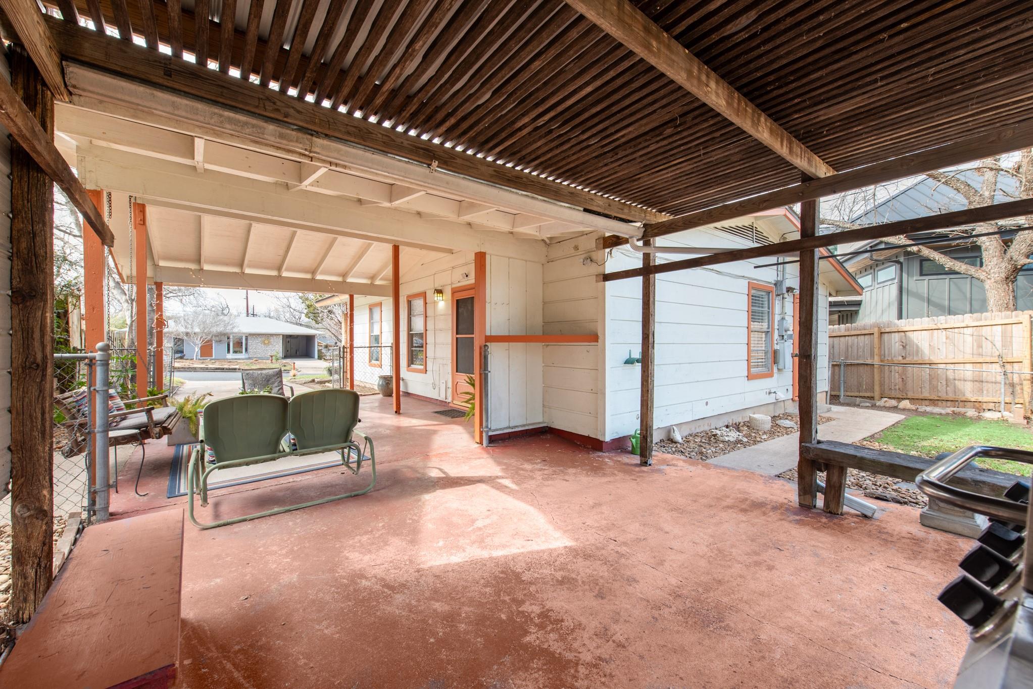 204 La Vista Street Austin TX 78704