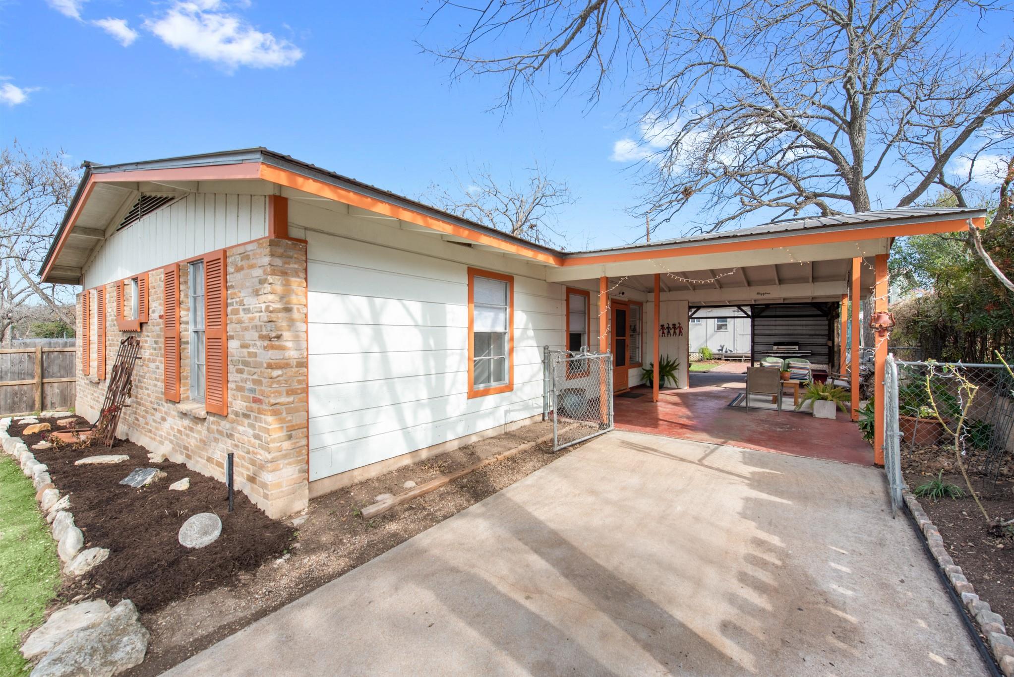 204 La Vista Street Austin TX 78704