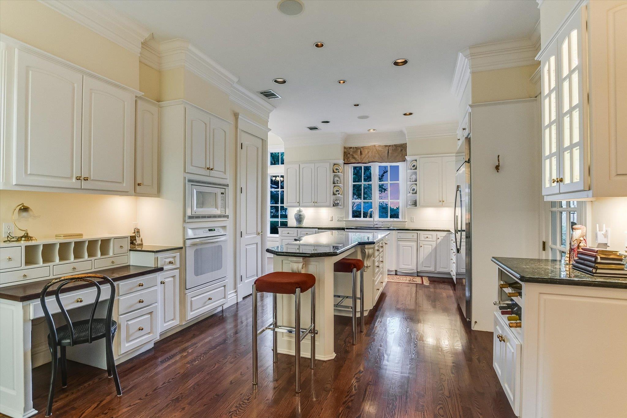 3009 Pescadero Cove Austin TX 78746