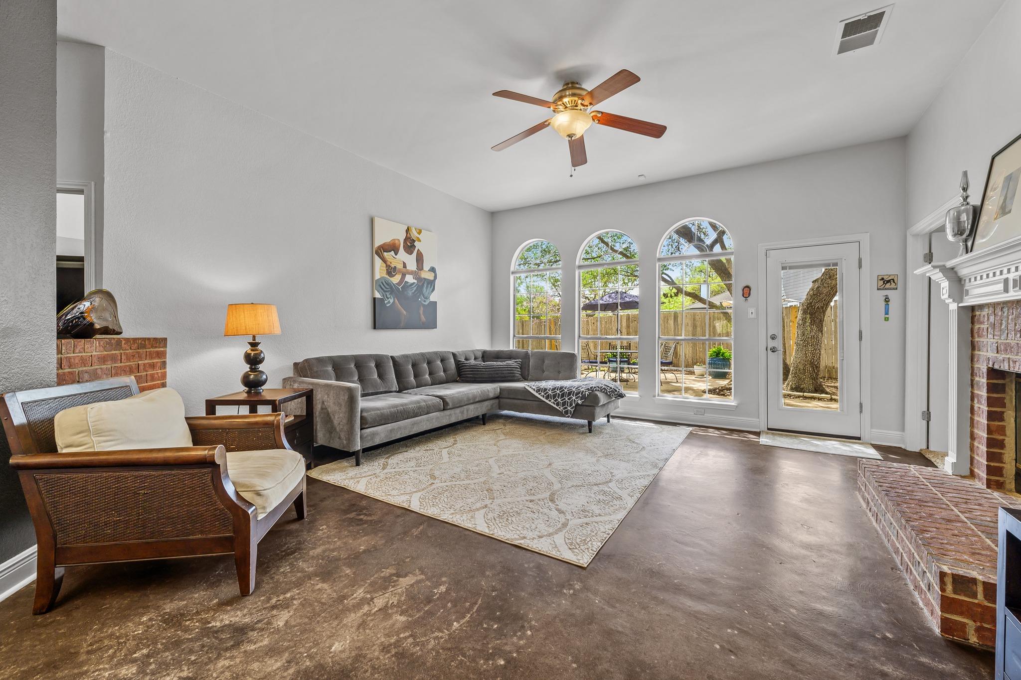 4801 Counts Cove Austin TX 78749