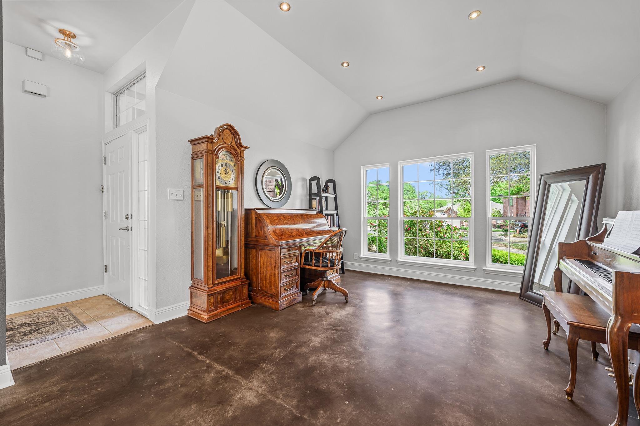 4801 Counts Cove Austin TX 78749