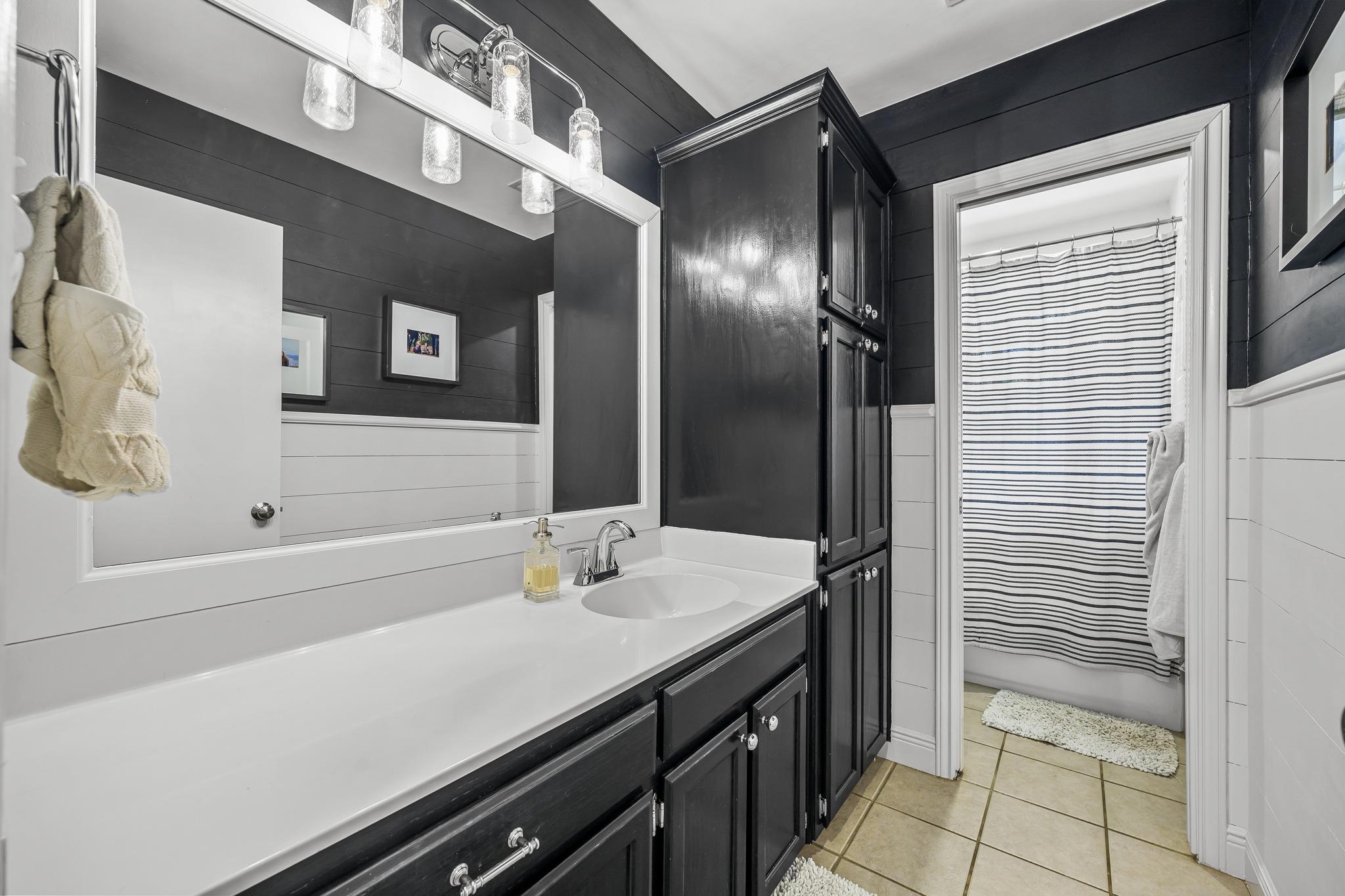 4801 Counts Cove Austin TX 78749