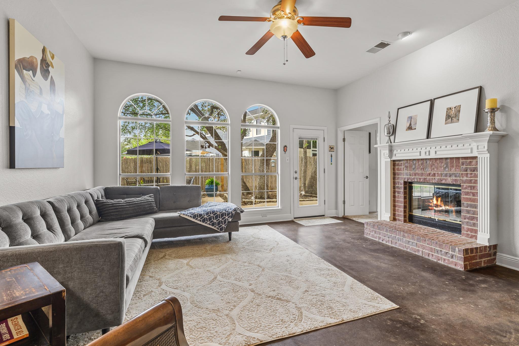 4801 Counts Cove Austin TX 78749