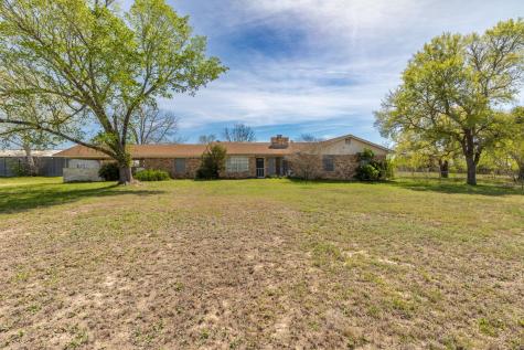 212 Halstedt Road La Grange TX 78945