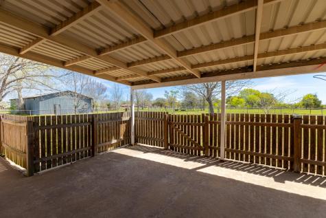 212 Halstedt Road La Grange TX 78945