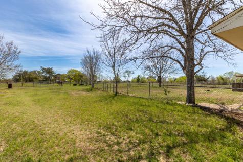 212 Halstedt Road La Grange TX 78945