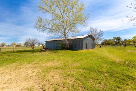 212 Halstedt Road La Grange TX 78945