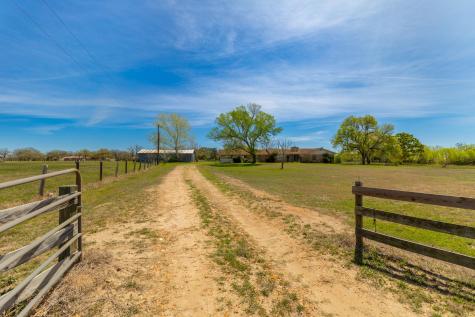 212 Halstedt Road La Grange TX 78945