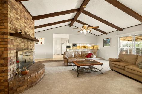 212 Halstedt Road La Grange TX 78945