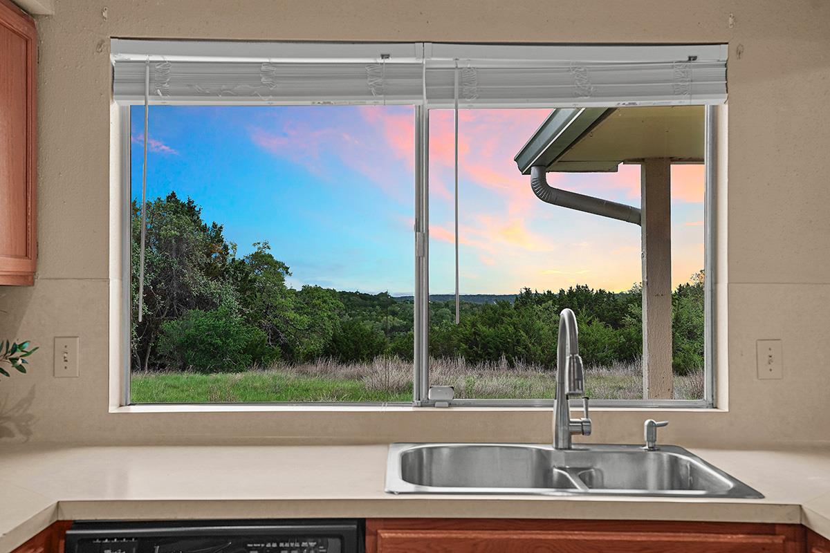 102 Rocky Creek Road Dripping Springs TX 78620