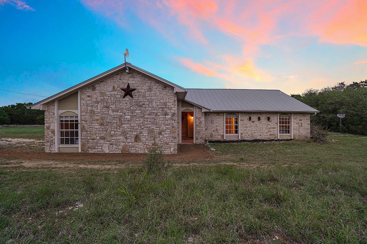 102 Rocky Creek Road Dripping Springs TX 78620