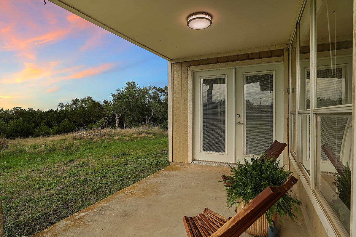 102 Rocky Creek Road Dripping Springs TX 78620