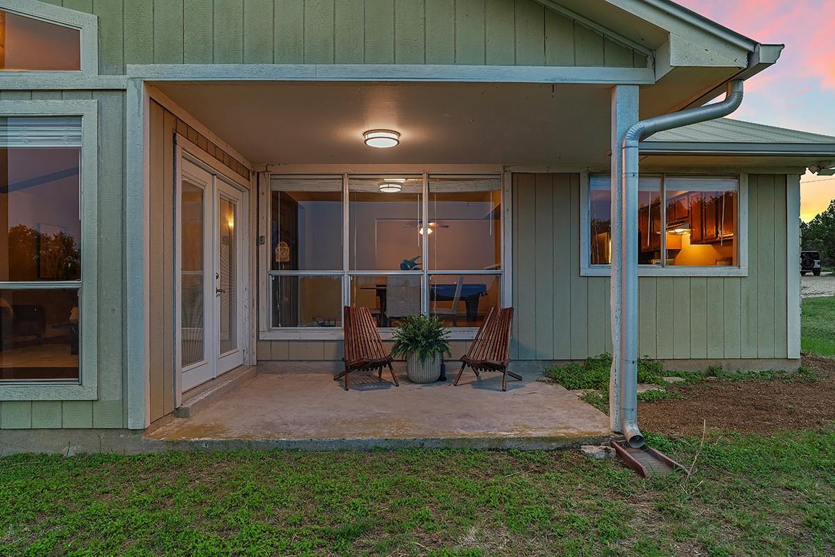 102 Rocky Creek Road Dripping Springs TX 78620