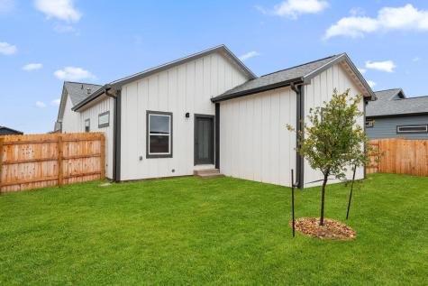 2029 Applewood Drive Lockhart TX 78644