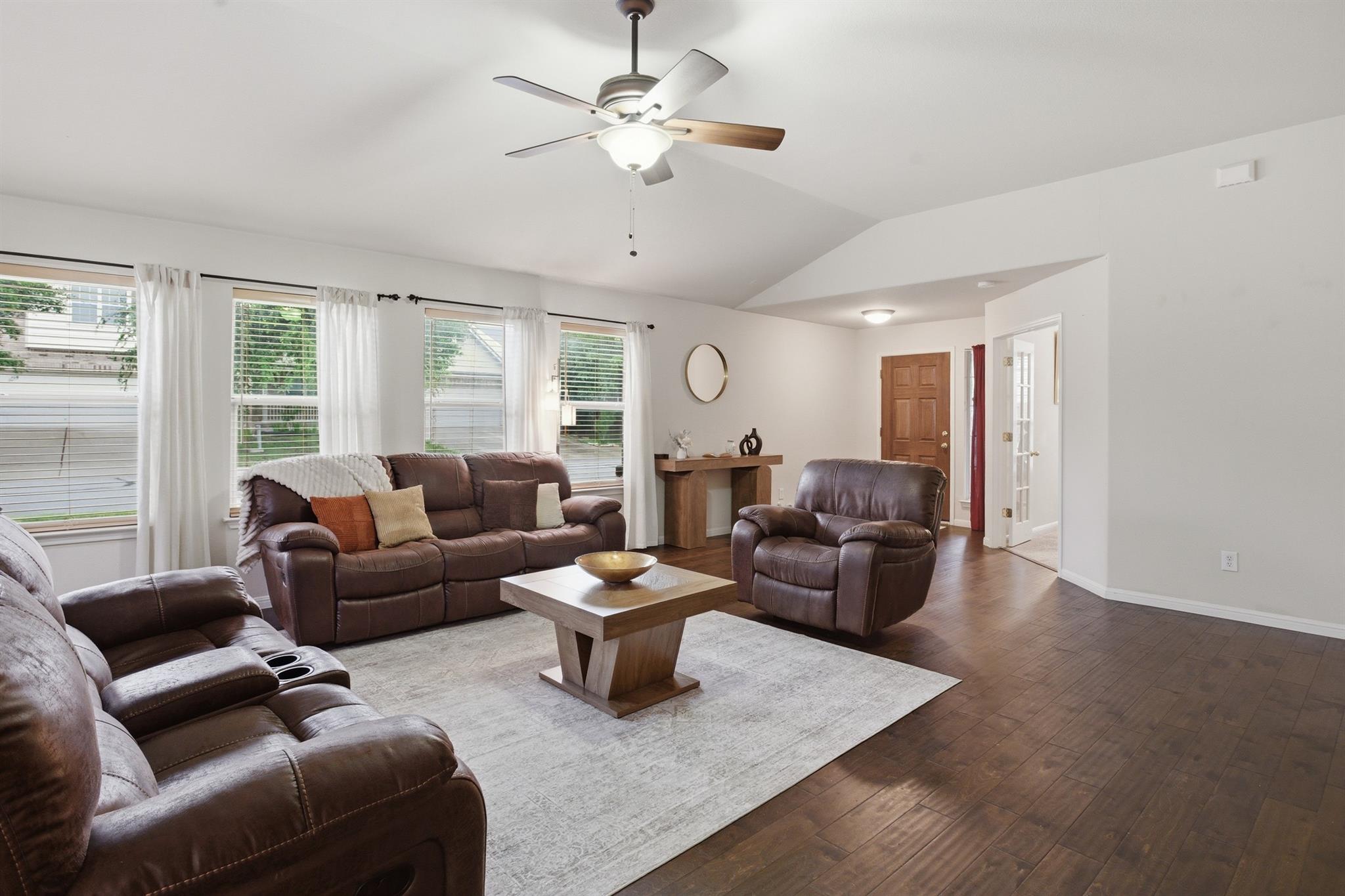 2801 Stirrup Cove Leander TX 78641