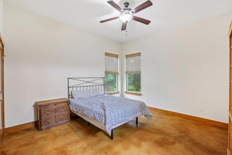 267 Corral Road Smithville TX 78957