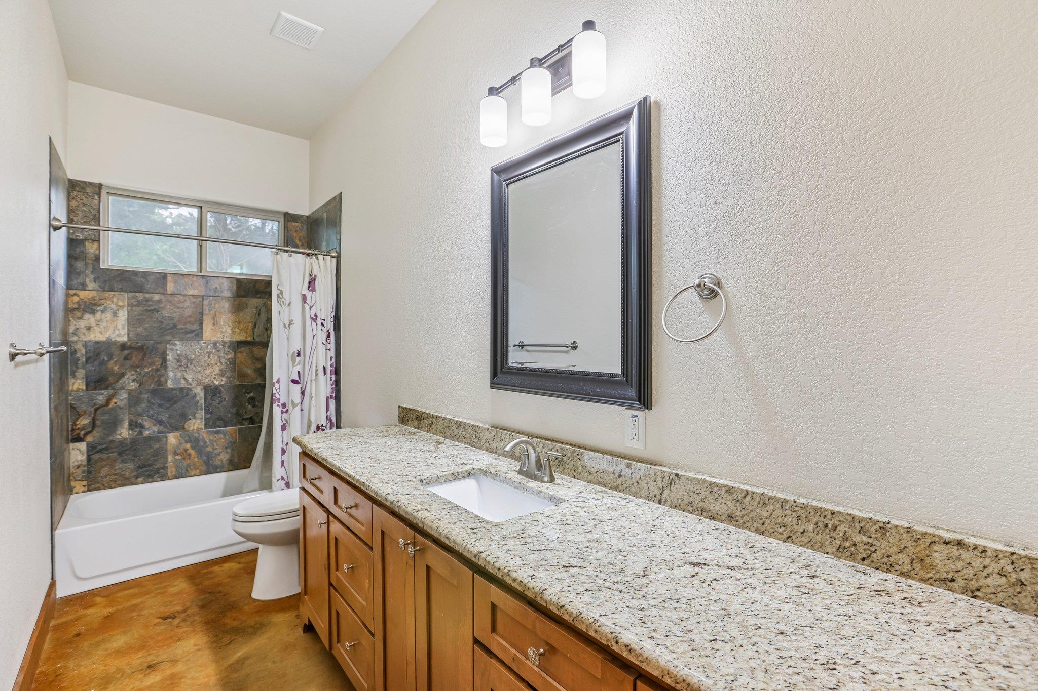 267 Corral Road Smithville TX 78957