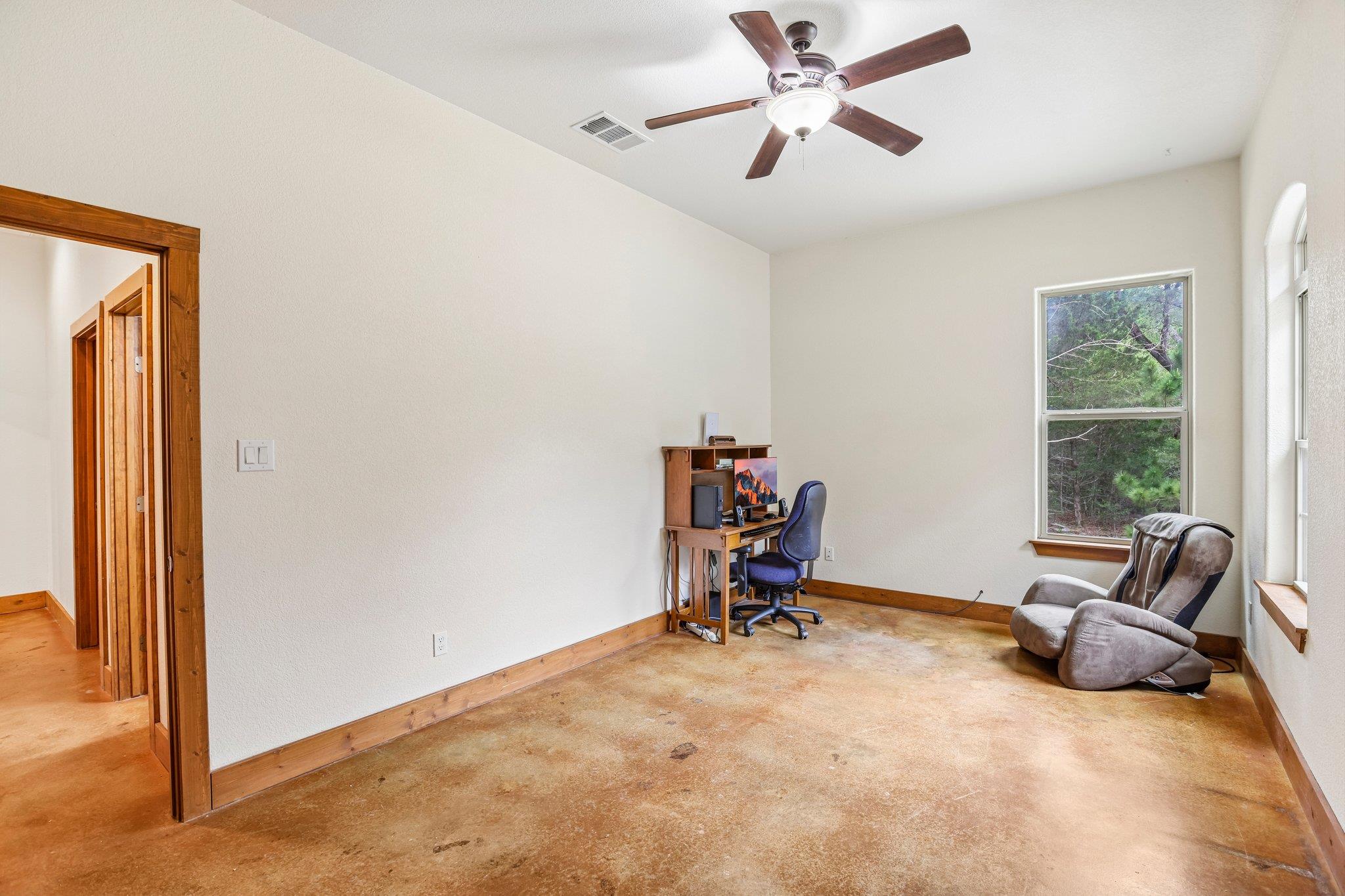 267 Corral Road Smithville TX 78957