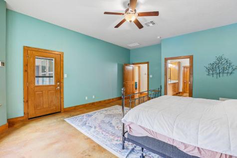 267 Corral Road Smithville TX 78957