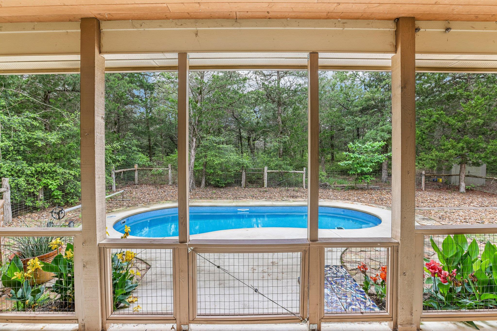 267 Corral Road Smithville TX 78957