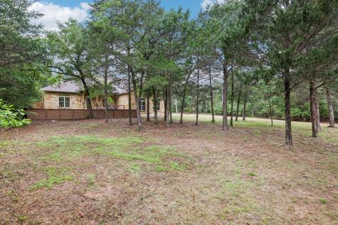 267 Corral Road Smithville TX 78957