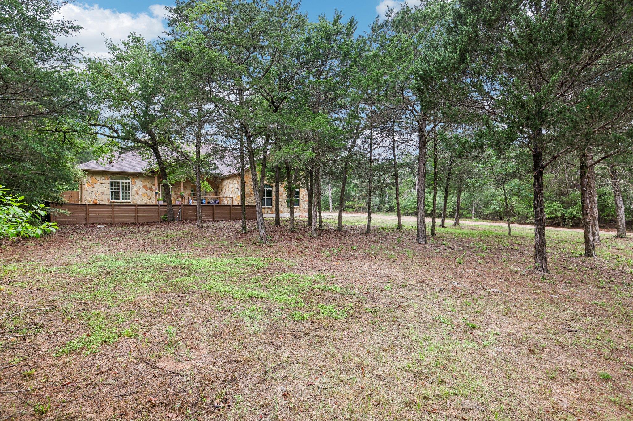 267 Corral Road Smithville TX 78957