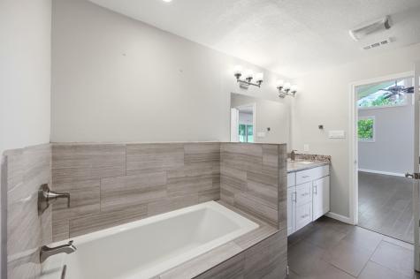 18 Country Lane Wimberley TX 78676