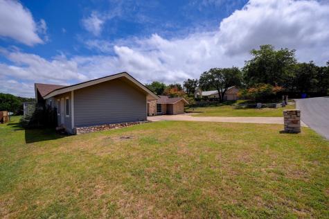 18 Country Lane Wimberley TX 78676