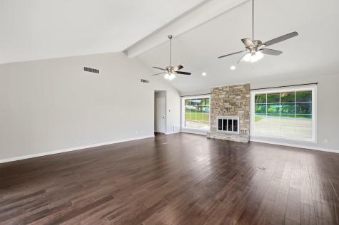 18 Country Lane Wimberley TX 78676