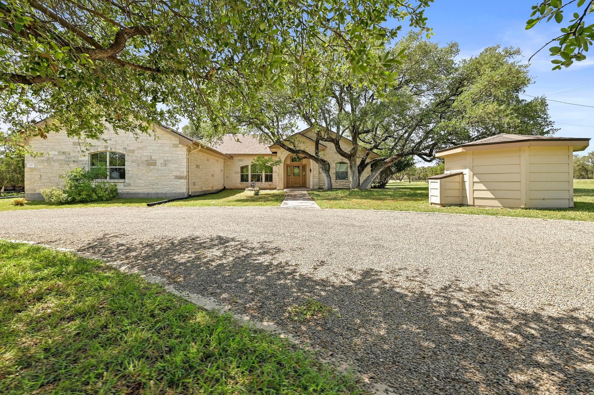 217 Circle Oaks Drive Burnet TX 78611
