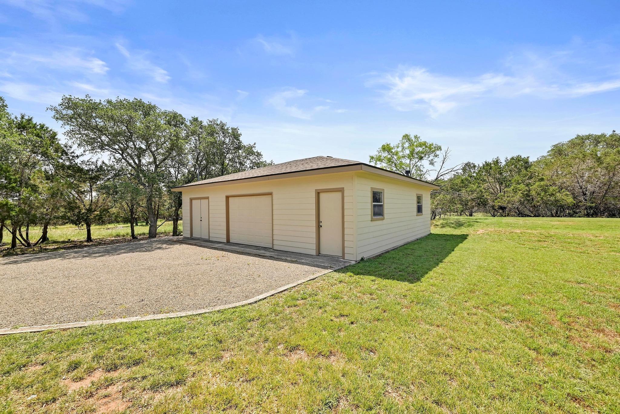 217 Circle Oaks Drive Burnet TX 78611