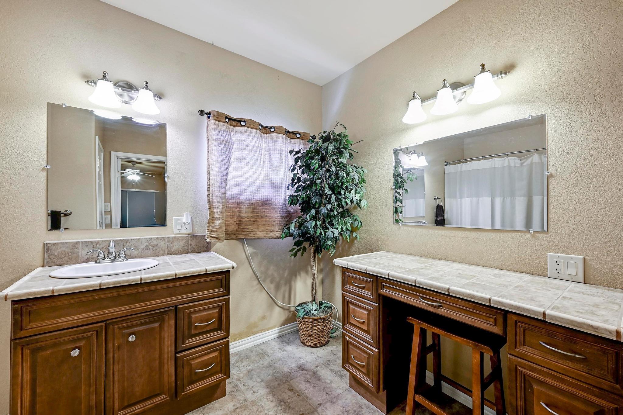 217 Circle Oaks Drive Burnet TX 78611