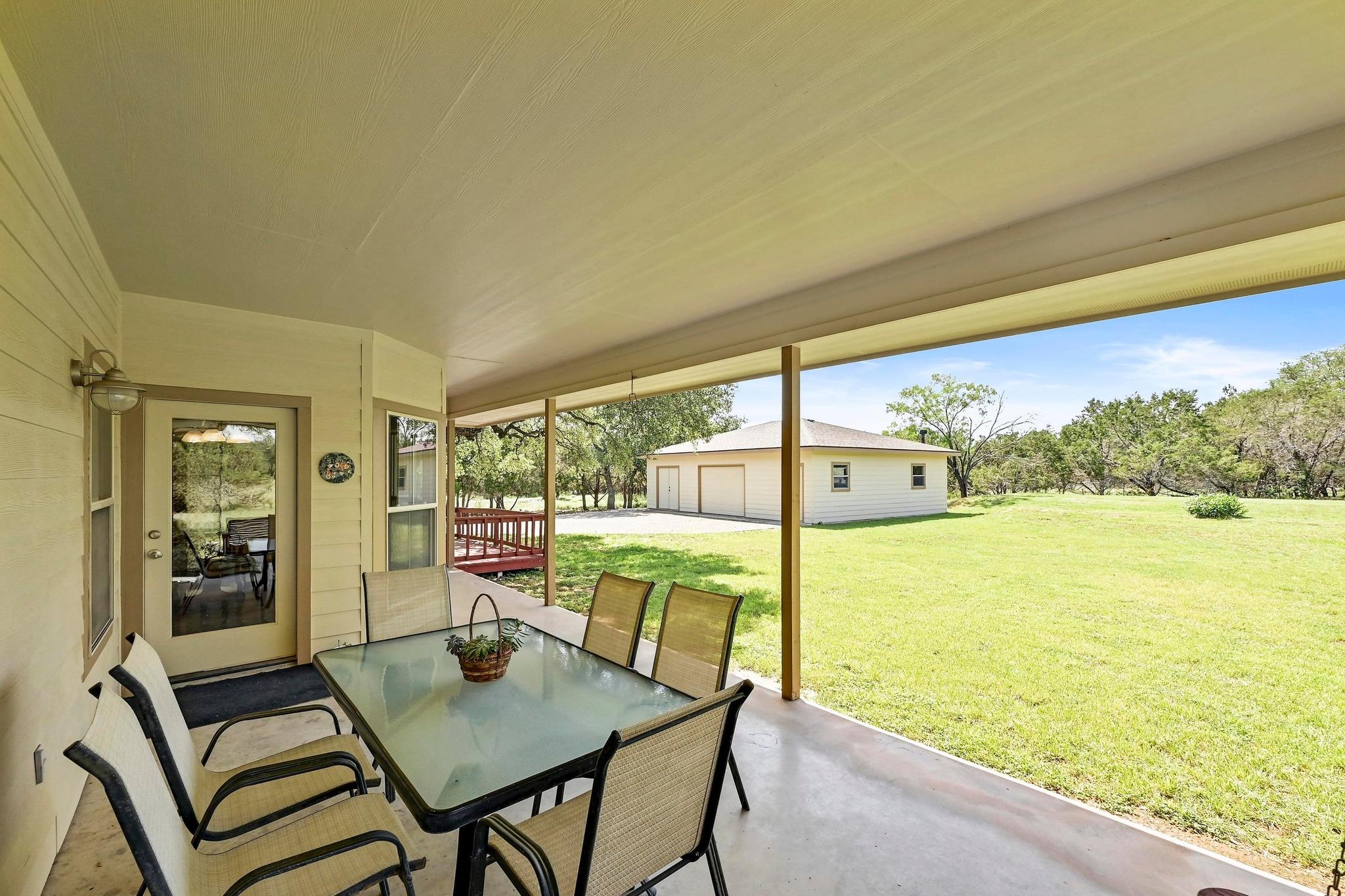217 Circle Oaks Drive Burnet TX 78611