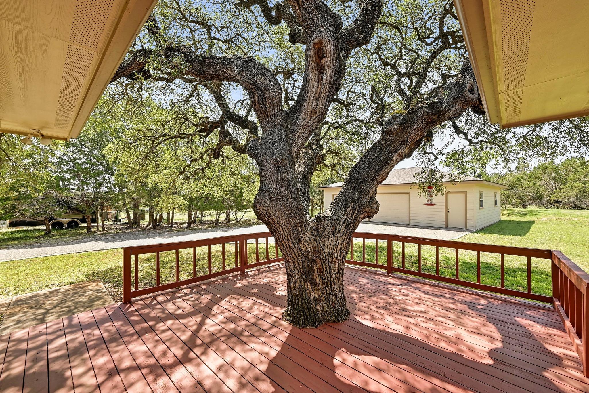 217 Circle Oaks Drive Burnet TX 78611